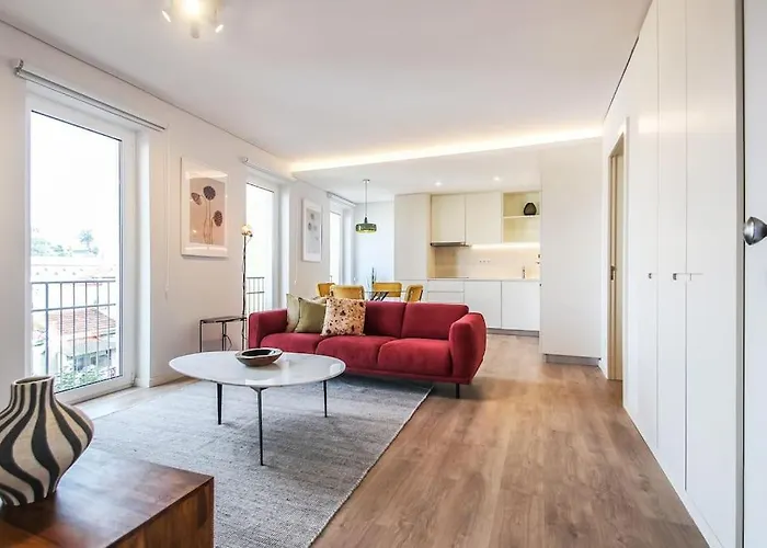 Outstanding Liberdade Spacious Apt 2 Bedroom W Ac